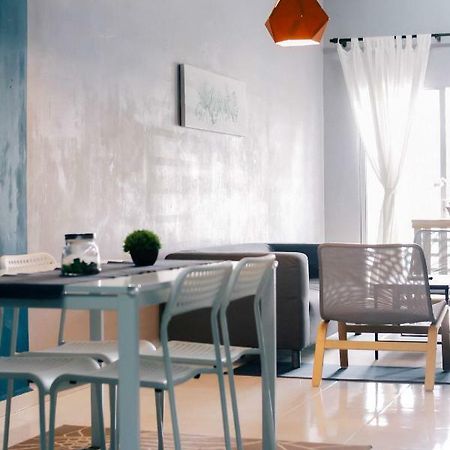Thedaun Homestay Seri Iskandar, Perak ภายนอก รูปภาพ